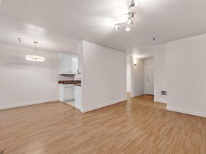 771 Kingston Ave 104, Oakland CA 94611