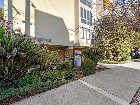 771 Kingston Ave 104, Oakland CA 94611