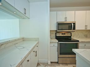 1425 Lakeside Drive 101, Oakland CA 94612