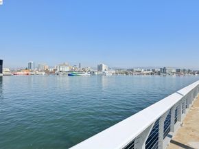 2870 Derbyline Ln, Alameda CA 94501