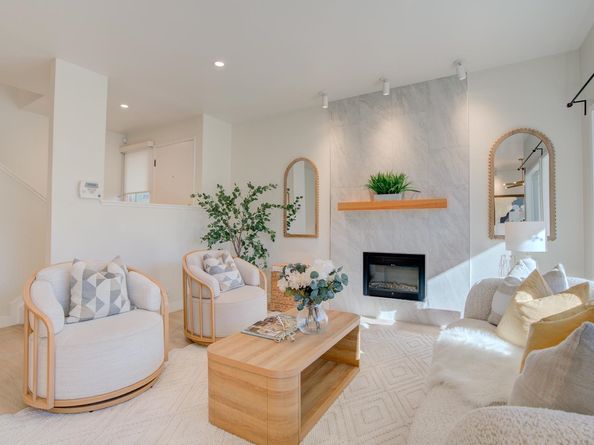 2271 Armada Way, San Mateo CA 94404