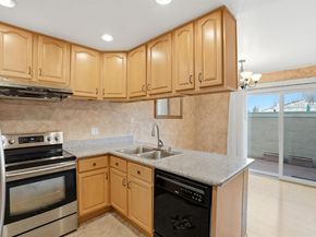 685 Palomino Dr D, Pleasanton CA 94566