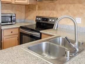 685 Palomino Dr D, Pleasanton CA 94566