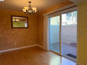 685 Palomino Dr D, Pleasanton CA 94566