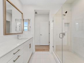 3933 Wattling St, Oakland CA 94601