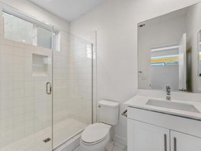 3933 Wattling St, Oakland CA 94601