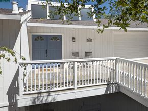 3424 Woodview Dr, Lafayette CA 94549