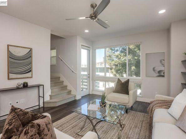 415 Santo Domingo Terrace, Sunnyvale CA 94085