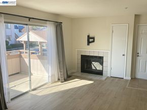 25129 copa del oro 147, Hayward CA 94545