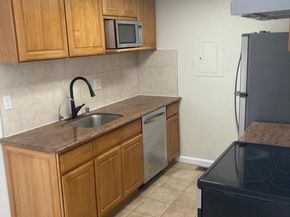 25129 copa del oro 147, Hayward CA 94545