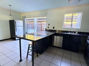 206 Park Ln, Richmond CA 94803