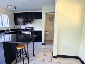 206 Park Ln, Richmond CA 94803