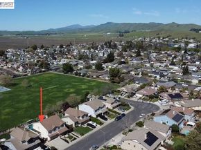 1426 Jayhawk Ln, Livermore CA 94551