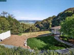 6 Del Valle, Orinda CA 94563