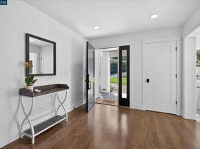 6 Del Valle, Orinda CA 94563