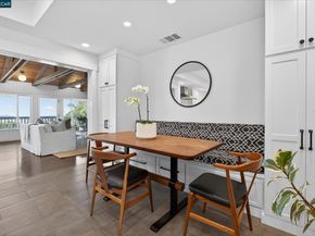 6 Del Valle, Orinda CA 94563