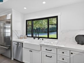 6 Del Valle, Orinda CA 94563