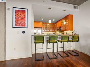 428 Alice St 336, Oakland CA 94607