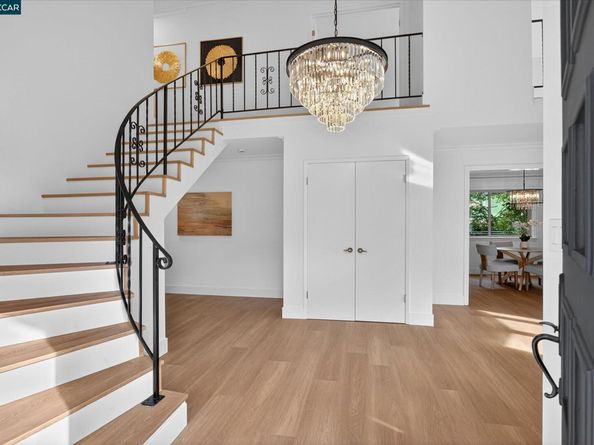 218 Mountaire Cir, Clayton CA 94517