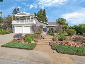 218 Mountaire Cir, Clayton CA 94517