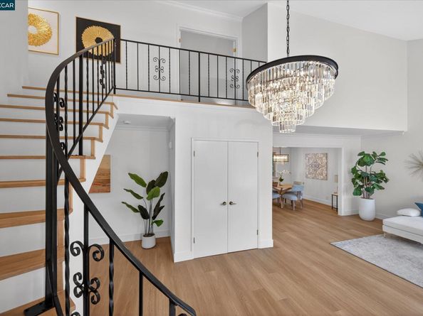 218 Mountaire Cir, Clayton CA 94517