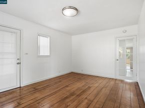 1532 Mariposa St, Richmond CA 94804