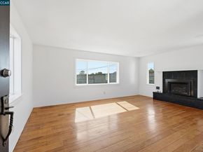 1532 Mariposa St, Richmond CA 94804
