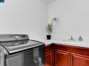 4999 Piper Glen Terrace, Dublin CA 94568