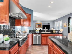 4999 Piper Glen Terrace, Dublin CA 94568