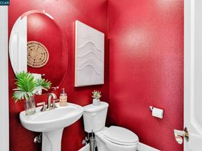 4999 Piper Glen Terrace, Dublin CA 94568