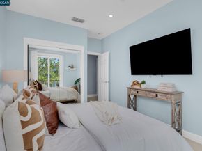 4999 Piper Glen Terrace, Dublin CA 94568