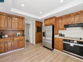 826 Augusta Dr, Moraga CA 94556