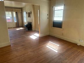 2533 Harrington Ave, Oakland CA 94601