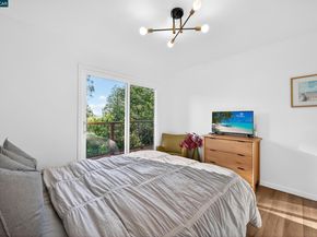 230 Fairlawn Dr, Berkeley CA 94708