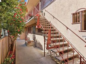 2550 Damuth St, Oakland CA 94602