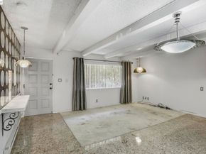 2550 Damuth St, Oakland CA 94602