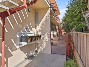 2550 Damuth St, Oakland CA 94602