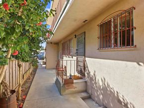 2550 Damuth St, Oakland CA 94602