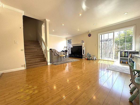 19901 Forest Ave, Castro Valley CA 94546