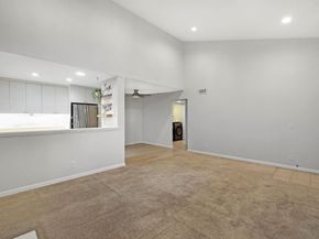 37168 Meadowbrook Cmn 304, Fremont CA 94536