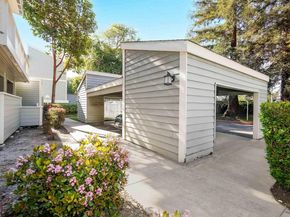 37168 Meadowbrook Cmn 304, Fremont CA 94536