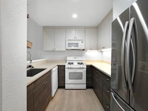 37168 Meadowbrook Cmn 304, Fremont CA 94536