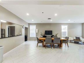 6400 Christie Ave 2410, Emeryville CA 94608