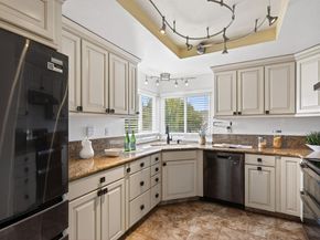 137 Parfait Ln, Alameda CA 94502