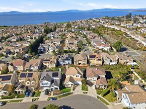 106 White Cap Cove, Hercules CA 94547