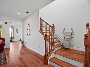 106 White Cap Cove, Hercules CA 94547