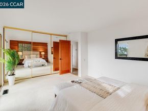 7875 Skyline Blvd, Oakland CA 94611