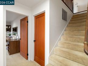 7875 Skyline Blvd, Oakland CA 94611