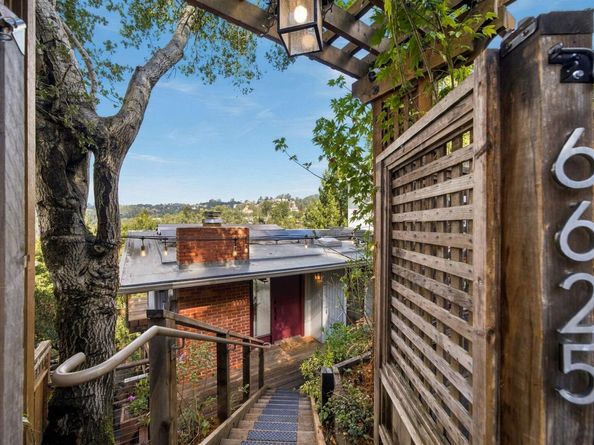 6625 Snake Rd, Oakland CA 94611