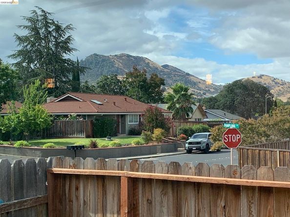 1833 Camino Estrada, Concord CA 94521